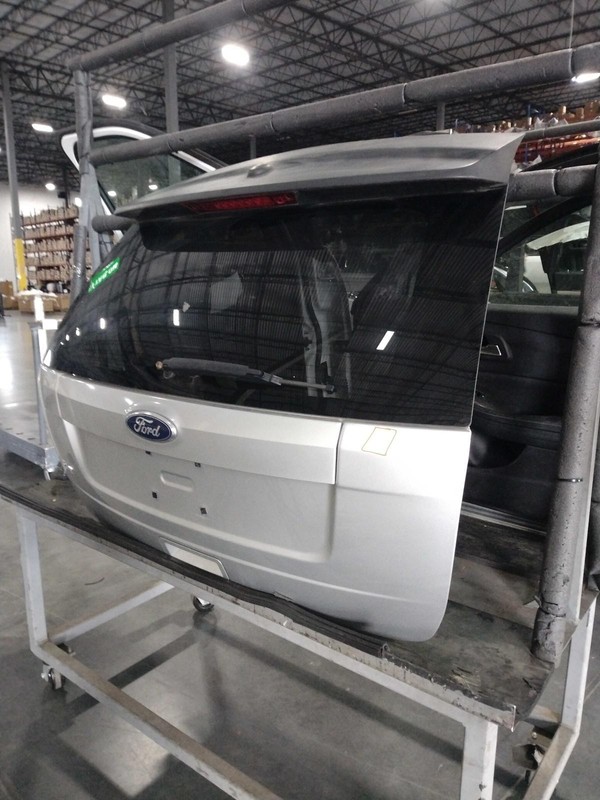 Used Deck Lid fits: 2010 Ford Edge manual lift privacy tint glass w/o Sirius ant