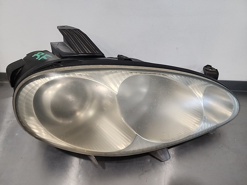 2001 Thru 05 OEM Miata Headlight Passenger Side Broken Mount NC72-51-0K0D 01-05