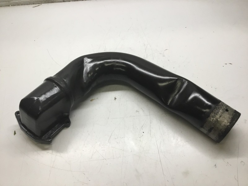I3 0985810 OMC Cobra 2.3L 4 Cyl Exhaust Pipe 1990 985810