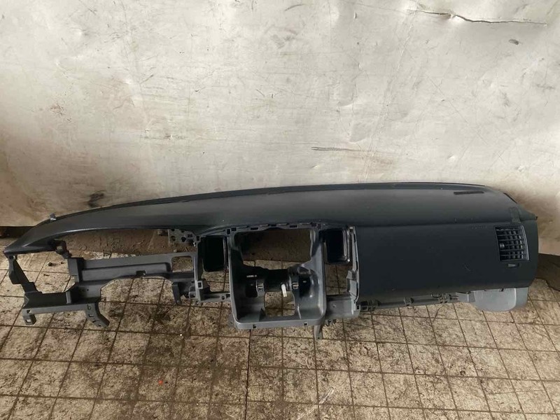 Dash Panel TOYOTA TACOMA 05 06 07 08 09 10 11 12 13 14 15