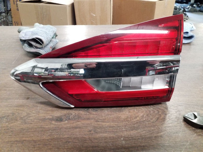 Passenger Tail Light Decklid Mounted Energi SEL Fits 19-20 FUSION 3415356
