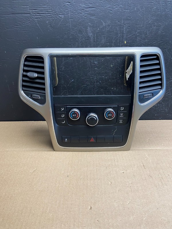 2011-2013 Jeep Grand Cherokee Center Radio Climate Control Bezel Vent ac6166DG