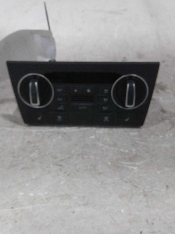 2018 Audi Q3 A/C Selector Switch OEM Black 8U0820043HXHA 92K Miles