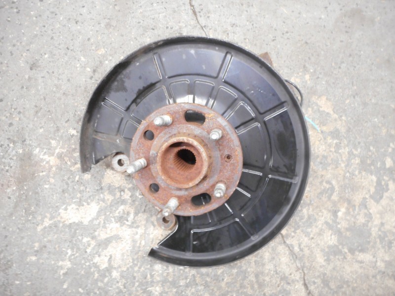 15 16 Buick LaCrosse Rear Driver Left Spindle Knuckle Hub OEM Opt GNC Opt J61