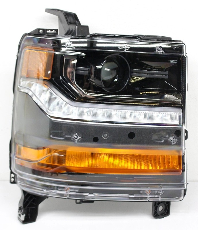 OEM Right Passenger Side Xenon Headlamp For Chevy Silverado 1500 84356949