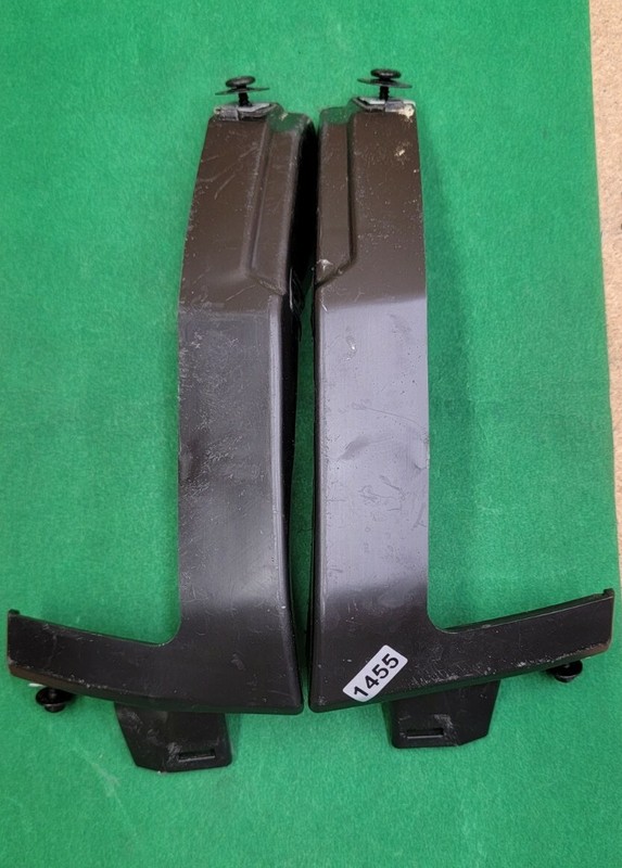 2020 - 2021 BUICK ENCORE GX Front Lower Bumper Valance Brackets Cover OEM