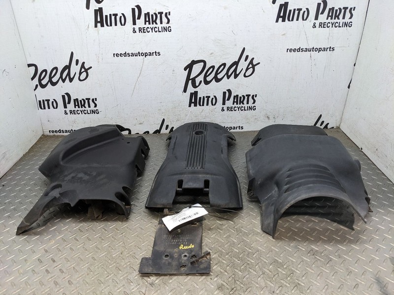 2002-2006 GMC Yukon Denali Cadillac Escalade 6.0 Vortec Lsx Engine Cover 1189861