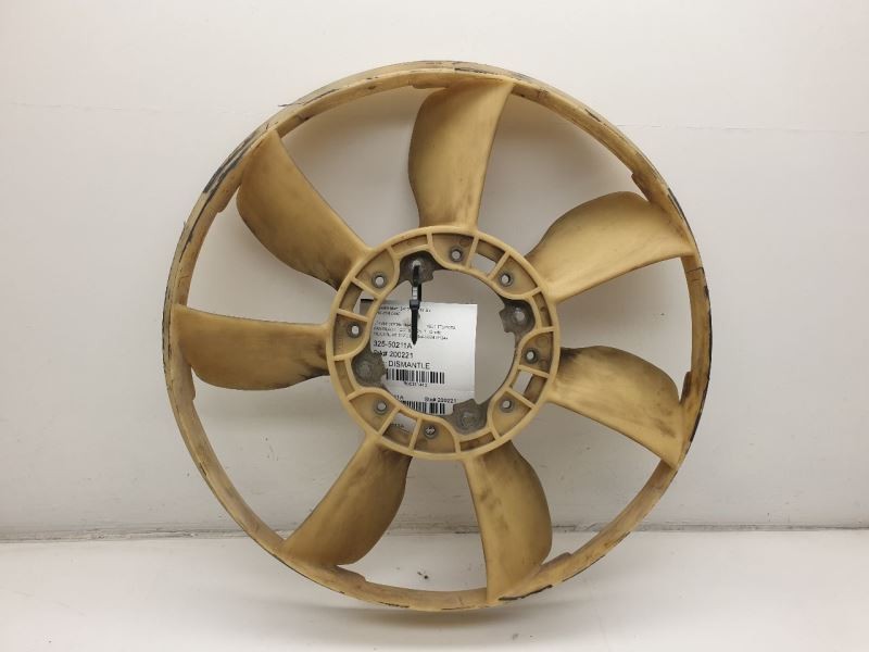 88-93 TOYOTA PICKUP 3.0L 6CYL RADIATOR COOLING FAN ASSEMBLY