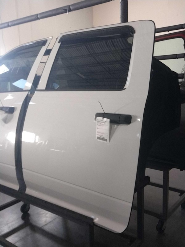 2014 RAM DODGE 2500 Pickup Left Door White 51180 134K Miles Used