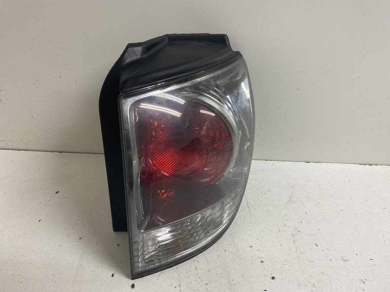 2001-2003 Lexus RX300 Right Passenger Tail Light Lamp Taillight Taillamp