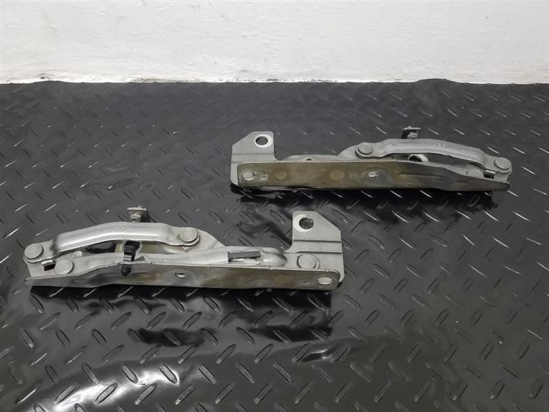 07-17 Jeep Patriot Hood Hinges Pair Gray OEM 55399001AE