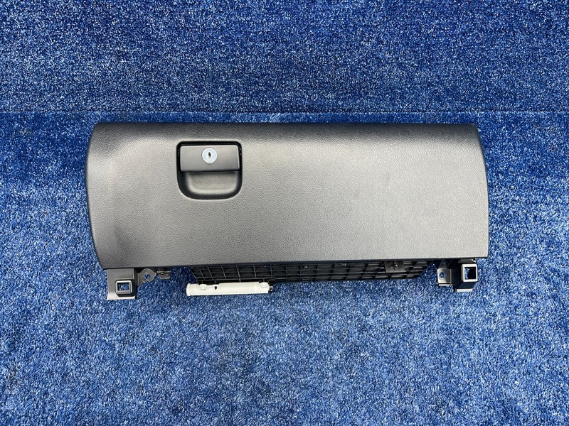 2007–2013 Toyota Tundra passenger side glove box OEM 55320-0C010