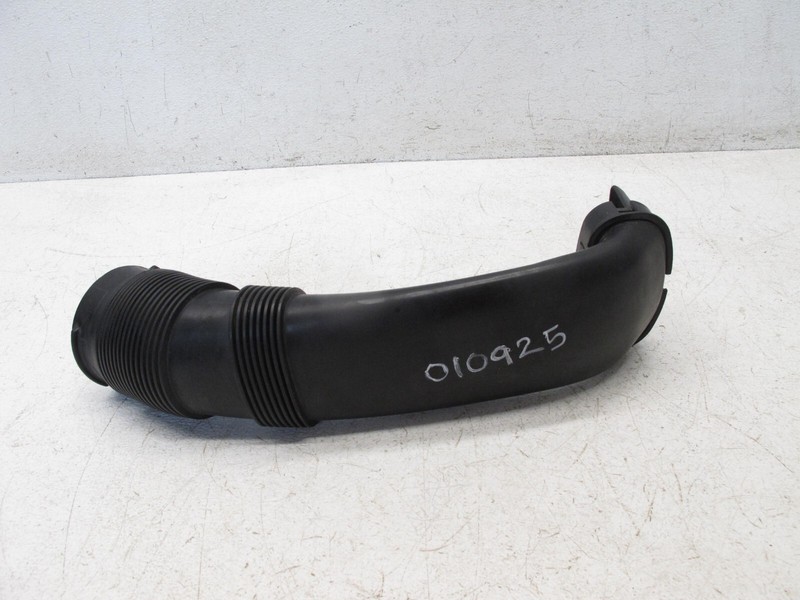 11-13 BMW E70 X5 08-14 X6 3.0L ENGINE AIR INTAKE DUCT ASSEMBLY HOSE OEM 010925