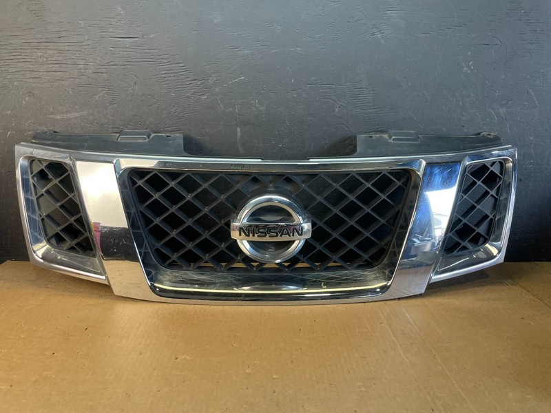 2008 to 2012 Nissan Pathfinder Front Upper Chrome Grill Grille OEM AD0270 DG