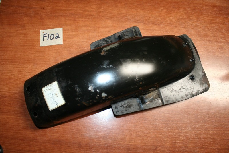 1975 Suzuki GT 185 Rear Inner Fender Mudguard Splash Guard OEM 75 G