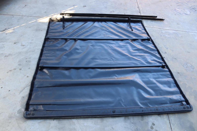 2017-2018 CHEVY SILVERADO 1500 EXTENDED CAB CARGO BED TONNEAU COVER LINER OEM