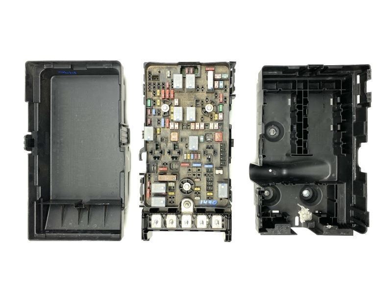 Fuse Box Intelligent Power Distribution Center 3.6L Fits 2015 Chrysler 200 81426