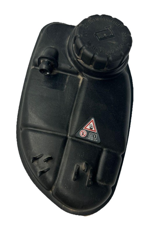 Mercedes CLA250 overflow tank 14 19 coolant recovery bottle 117 typ 2465000049