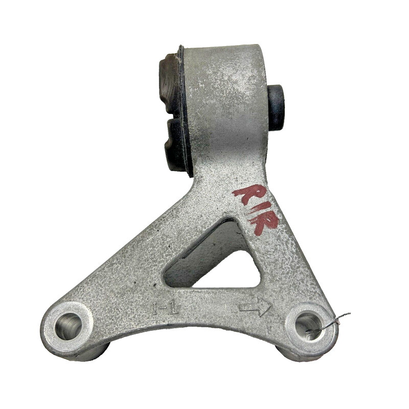 2020-2023 TOYOTA CAMRY AWD REAR DIFFERENTIAL PASSENGER MOUNT SUPPORT BRACKET OEM