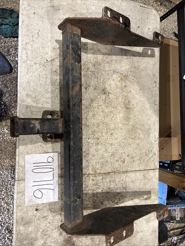 99-04 Ford F250 5.4L 4x4 4WDTrailer Hitch Extended Cab
