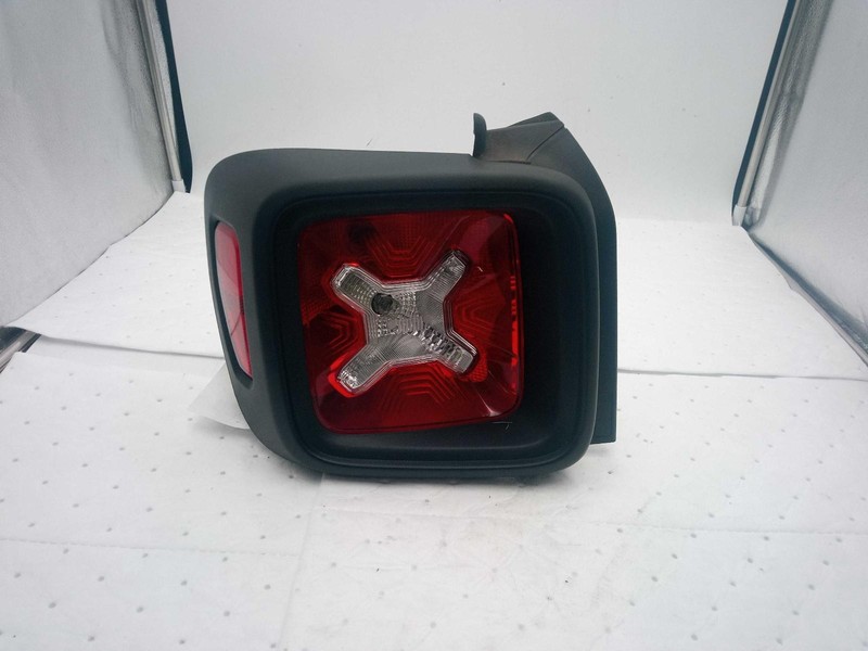 2017 JEEP RENEGADE Left Tail Light Assembly Black 706740 Used 93K Miles