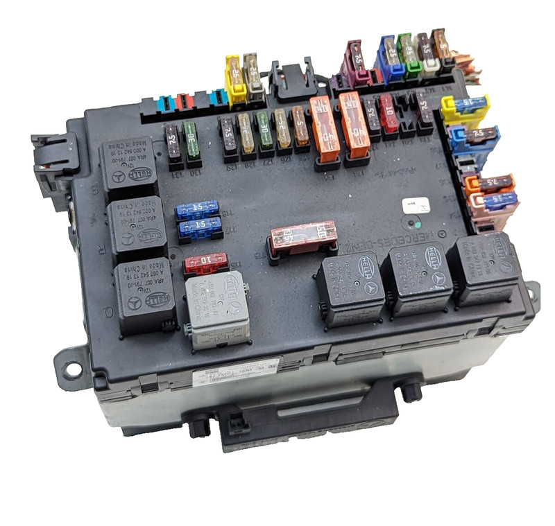 10-13 Mercedes W221 S550 S63 AMG Rear Fuse Box Relay Control 2219003001 OEM