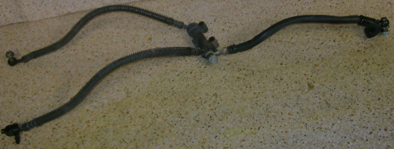 1991 93 1992 Kawasaki Ninja ZX600 ZX 600 Front Brake Caliper Fluid Line Hose I6