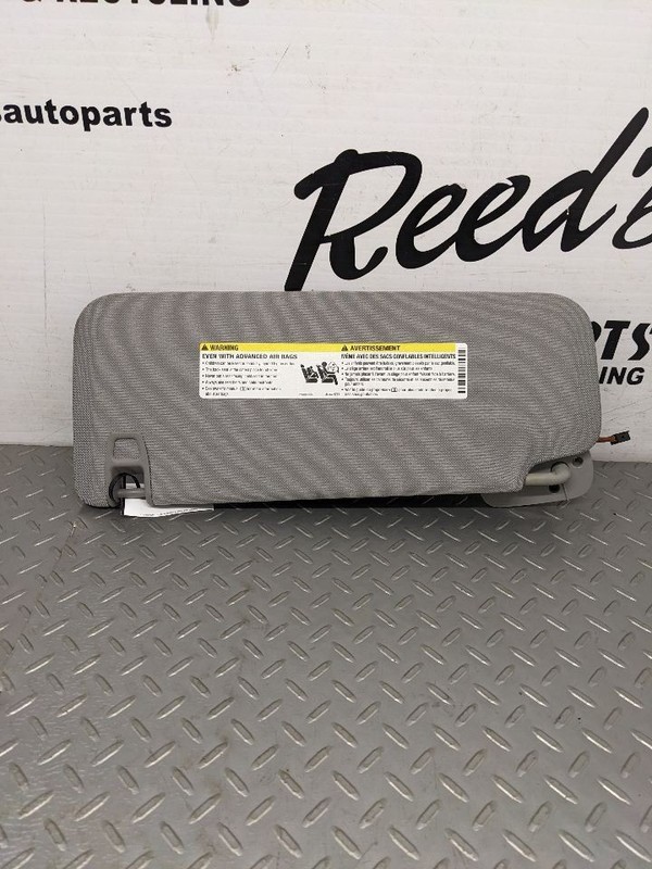 Passenger Sun Visor Classic Style Fits 14-19 SIERRA 1500 PICKUP 1165193