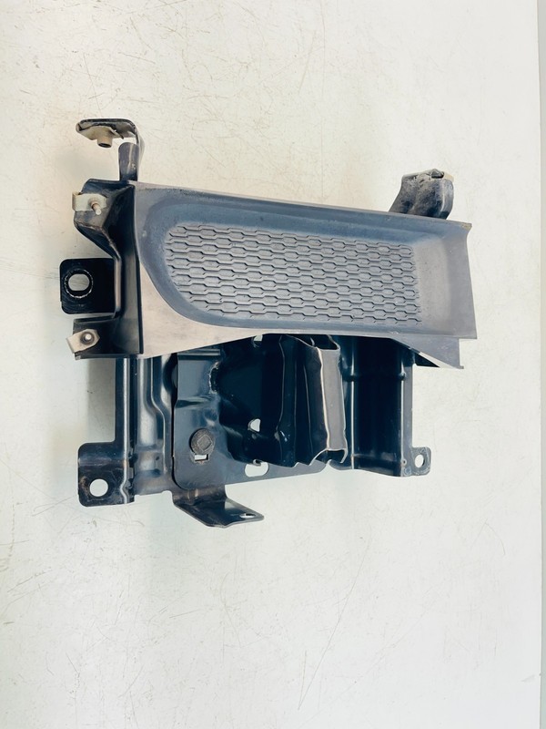 2013-2018 RAM 1500 Bumper Bracket Front LeftSide RH OEM 68214195