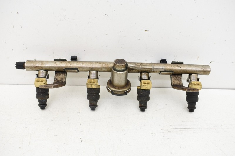2006 Mini Cooper S R52 R53W11 Fuel Rail Pipe Regulator With Injectors OEM KW69