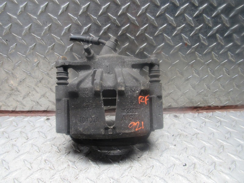 97 98 99 TOYOTA CAMRY RIGHT FRONT PASSENGER CALIPER 4 CYLINDER