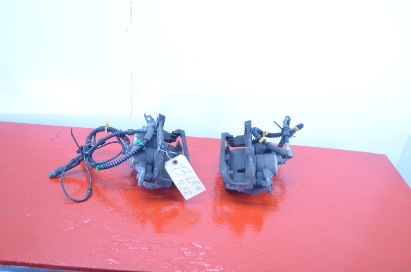 10-16 LAND ROVER LR4 FRONT LEFT / RIGHT BRAKE CALIPER SET OEM