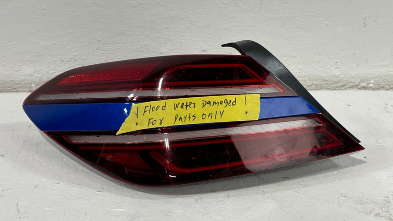 2022-2025 GENESIS G70 LEFT OUTER TAILLIGHT QUARTER PANEL FOR PARTS ONLY # 101092