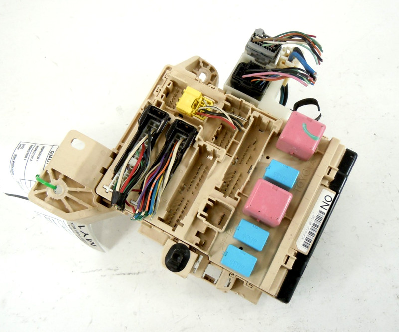 2007 07 Toyota Camry Cabin Relay Fuse Box OEM