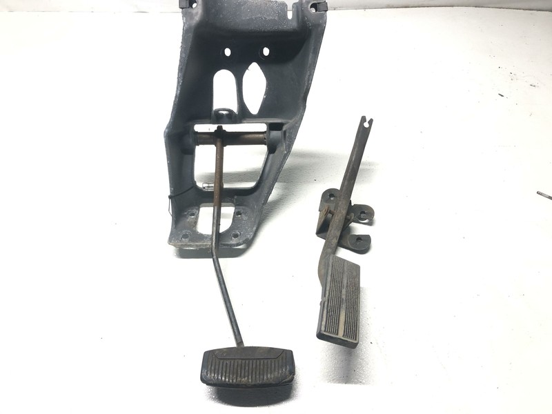 1989 Ford F250 Fuel Accelerator Pedal Brake Pedal Set Assembly Oem