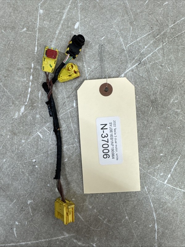 2017-2022 Tesla Model 3 Y Front Steering Wheel SRS DAB Wiring Harness 37006 B136