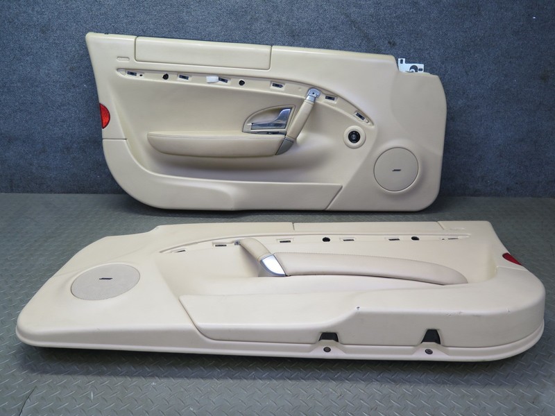 2009-2012 MASERATI GRANTURISMO S M145 LEFT & RIGHT DOOR INTERIOR TRIM PANEL SET
