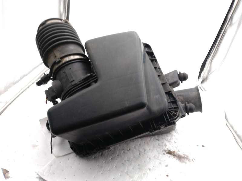 2009 Chevrolet Equinox Air Cleaner Assembly OEM 3.4L Used 72K Miles