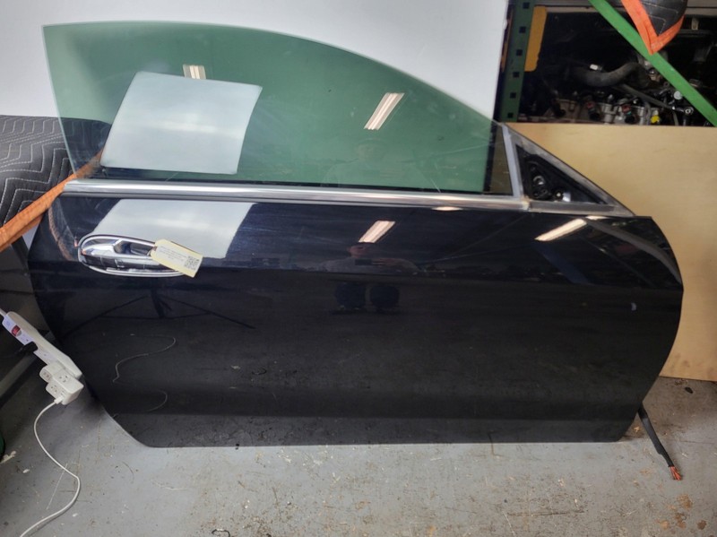 2015-2017 MERCEDES E400 COUPE Right Passenger Front Door OEM 3.0L AWD