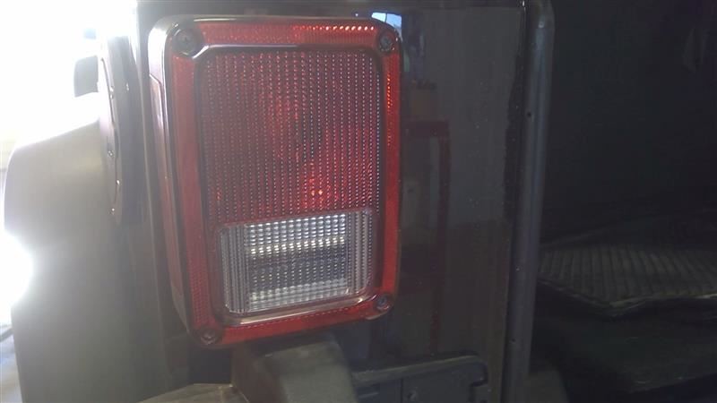 Driver Tail Light VIN W 6th Digit Jk Body Fits 07-18 WRANGLER 3377278