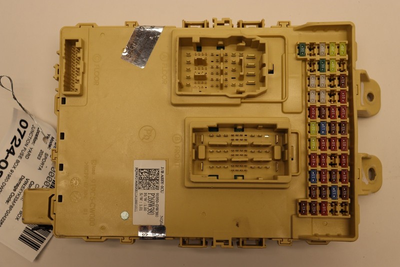 2023-2024 KIA SPORTAGE CABIN POWER JUNCTION FUSE BOX BLOCK MODULE OEM