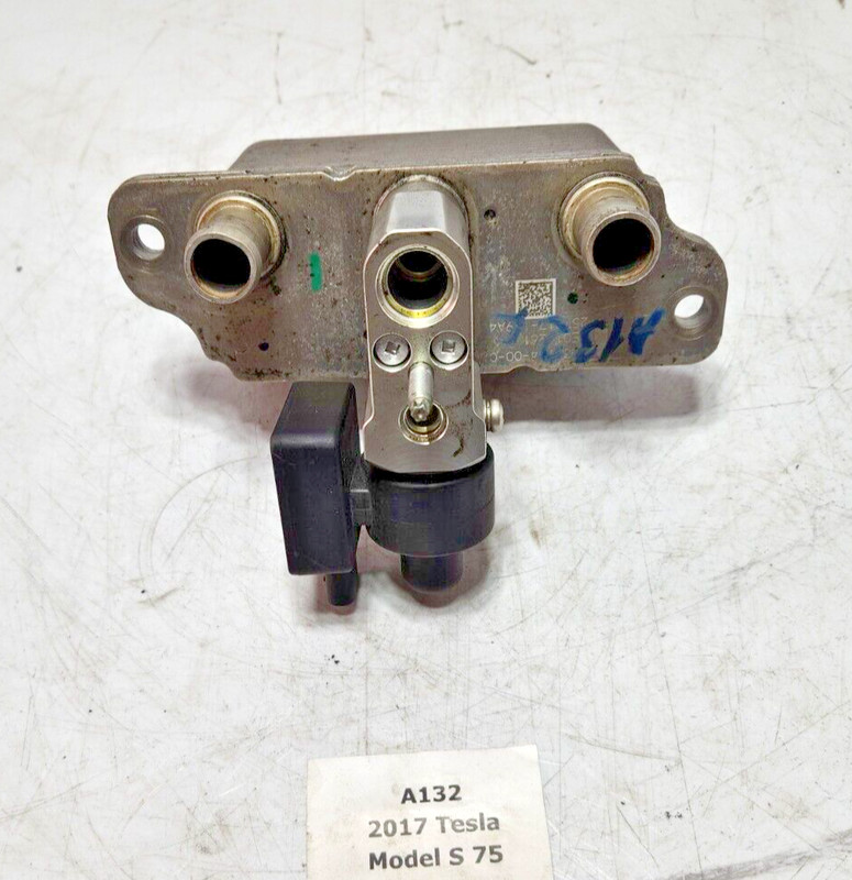 ✅ 16-20 OEM Tesla Model S Battery Cooler Heat Exchanger Chiller EXV