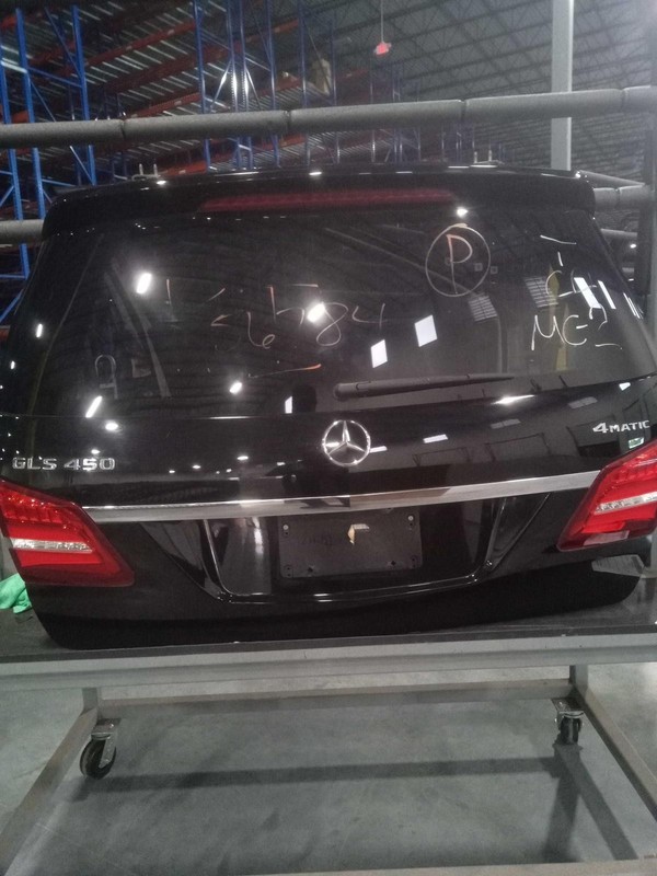 Used Deck Lid fits: 2017 Mercedes-benz Mercedes gls-class 166 Type GLS350d surro