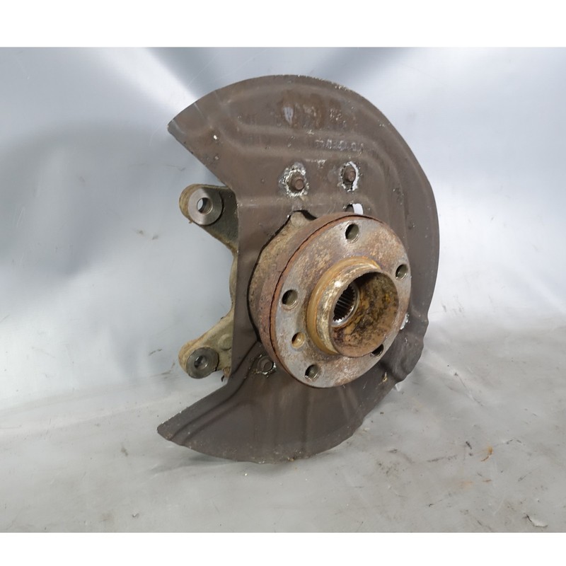 Damaged 04-07 BMW E83 X3 Right Front Pass Wheel Hub Bearing Knuckle Kingpin OEM