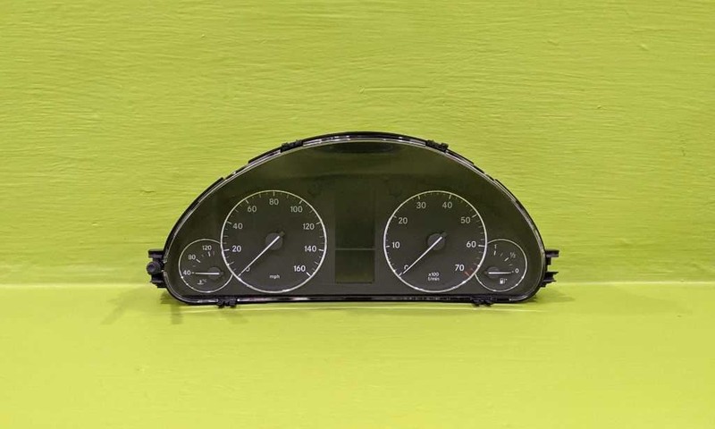 06 07C280 SPEEDOMETER CLUSTER 190K MILES OEM 3885-1