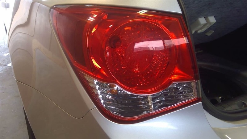 Driver Tail Light VIN P 4th Digit Limited Fits 11-16 CRUZE 3507252