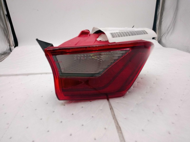 2021 KIA K5 Left Tail Light Assembly White 737324 110K Mileage OEM Quality