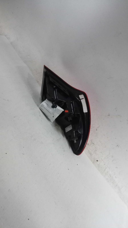 2012 Chrysler 200 Right Tail Light Assembly Grey OEM 577863 121K Miles