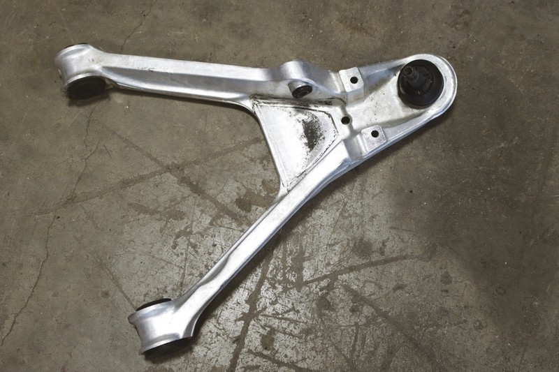 1990 Corvette C4 ZR1 Front Suspension Lower A-Arm RH Passenger OEM 24,179 Miles