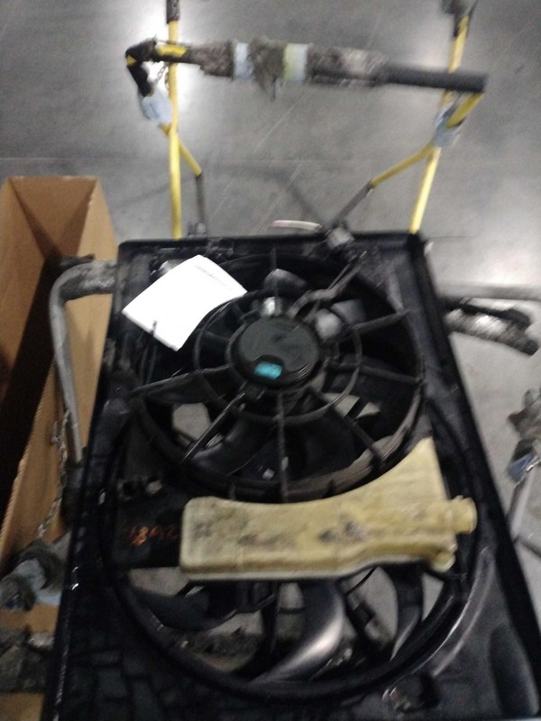 2016 KIA RIO Engine Cooling Fan Motor OEM 1.6L Blue 101K Mileage 253801W610
